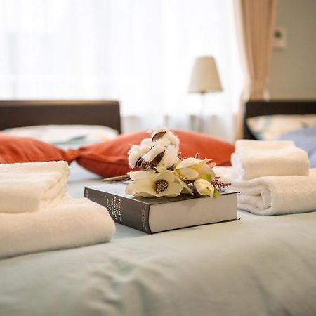 Nestay Inn Osaka Nanbakuromon Buitenkant foto